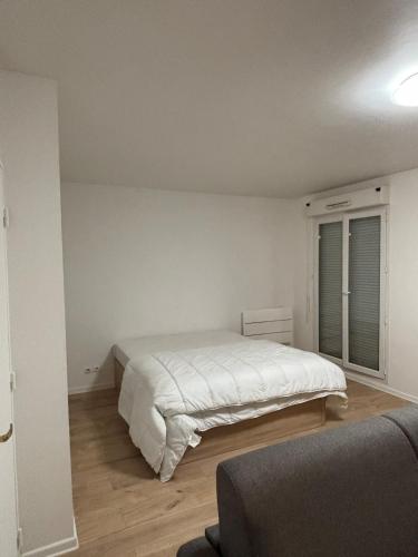 Photo de la galerie de l'établissement Cozy studio between Paris and CDG, au Bourget