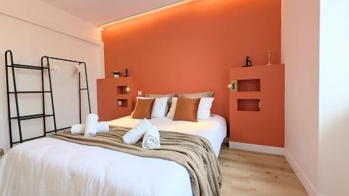 151 - Terrasse & Jacuzzi, Rue Trivalle, Pied de la cité de Carcassonne - Climatisation, Netflix, Fibre