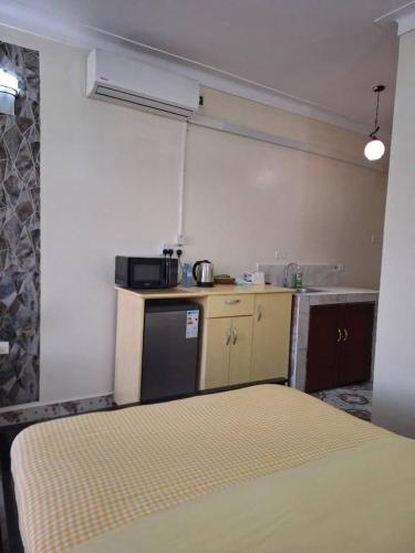 SHISHI studio room