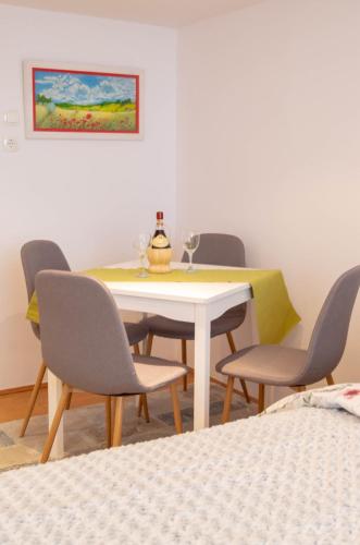 Poetry corner apartment