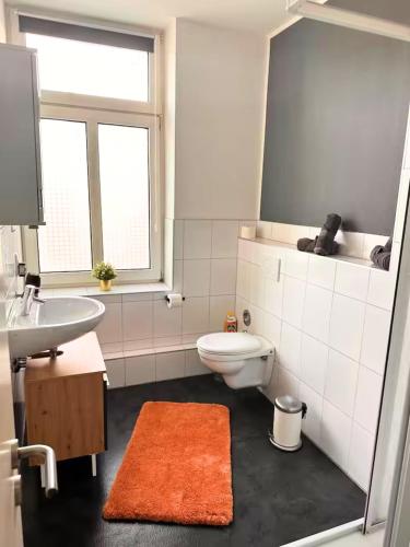 Bilik mandi di Zentrale Studio Appartements Würselen