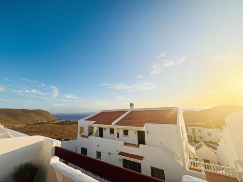 Cozy Sunset view studio at Port Royale with heated pool and free Wi-Fi