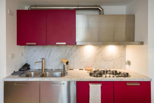 Köök või kööginurk majutusasutuses Cinque Terre Moneglia Apartments