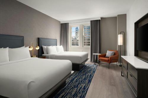 Ένα ή περισσότερα κρεβάτια σε δωμάτιο στο Courtyard by Marriott Philadelphia Downtown