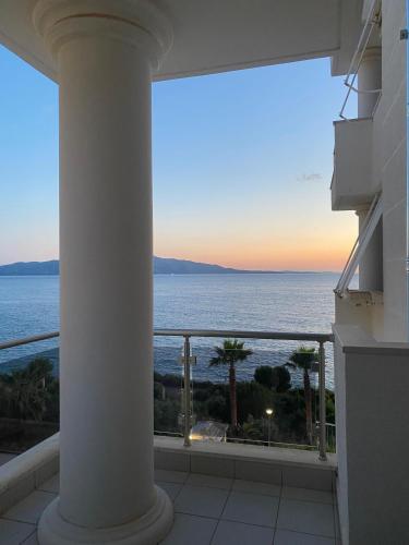 Estia Apartment