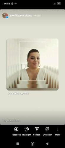 a picture of a woman in a bath tub at Homeland in Niederdorla