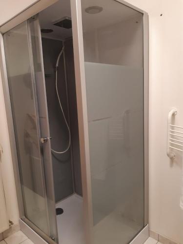 Photo de la galerie de l'établissement Appartement vue montagne-centre ville-2 chambres, à Gérardmer