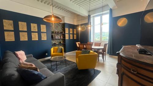 Photo de la galerie de l'établissement La Commanderie des Antonins - Vue Panoramique sur le Rhône, à Vienne