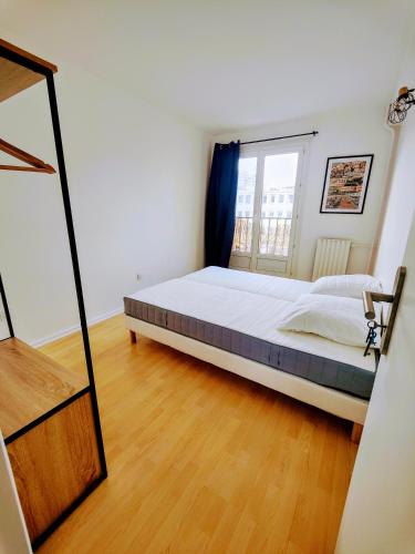 Photo de la galerie de l'établissement Cozy 4 bedroom apartment in Puteaux Paris la Défense, à Puteaux