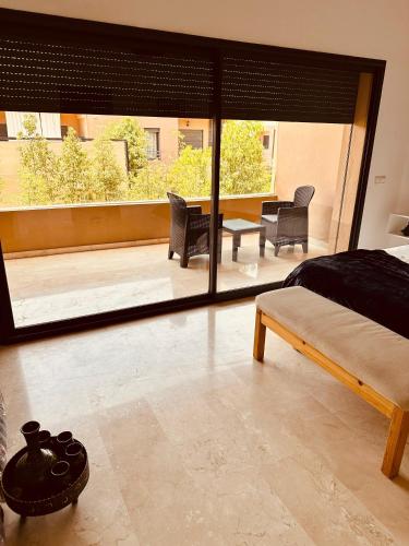 Posezení v ubytování Family Palms Luxe Villa Marrakech with Private Pool