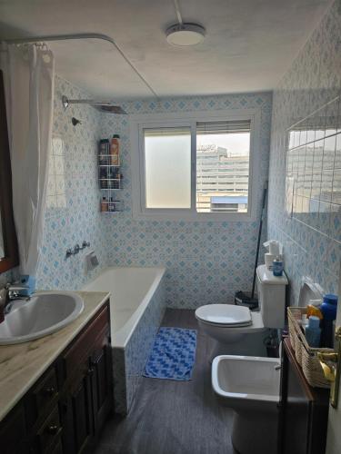 Habitación privada cómoda centro málaga vialia estación de tren María Zambrano y también cerca a la playa