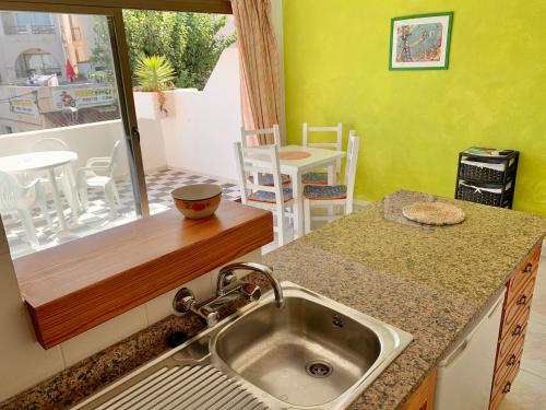 Φωτογραφία από το άλμπουμ του Apartamentos Carlos & Carmen a Es Pujols σε Es Pujols