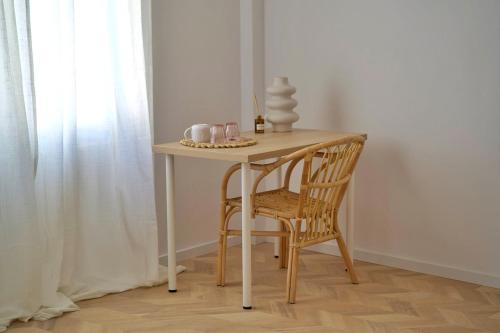 Tzatziki Room 4
