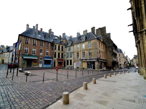 Apartment in Bayeux near Beaches & Tapestry, cleaning included