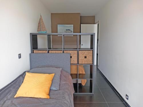 Ένα ή περισσότερα κρεβάτια σε δωμάτιο στο Apartment in Knokke-Heist with Sea View