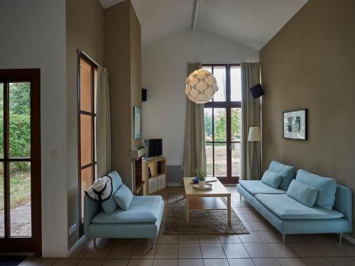 Photo de la galerie de l'établissement Villa in France with Private Garden, cleaning included, à Salles