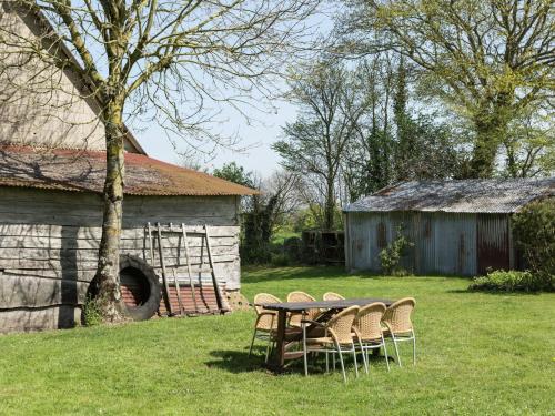 Holiday Home in Gouvets near Normandy Coast, cleaning included