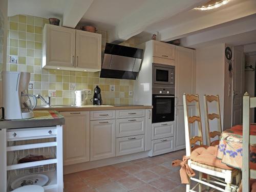 Village House in Fayence with Castle Views, cleaning included