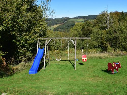 Gallery image of Holiday Home in Limoges with Saltwater Pool, cleaning included in Sussac
