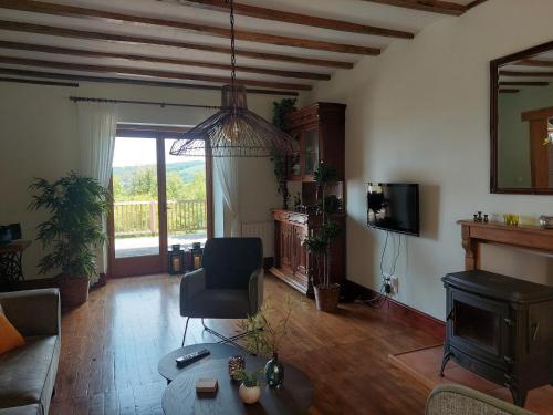 Gallery image of Holiday Home in Limoges with Saltwater Pool, cleaning included in Sussac