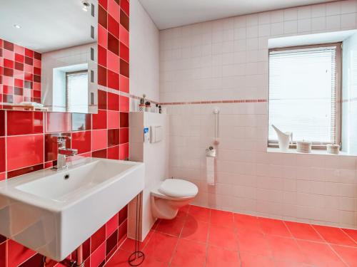 Gallery image of Sevenig Our Family Farmhouse, cleaning included in Harspelt