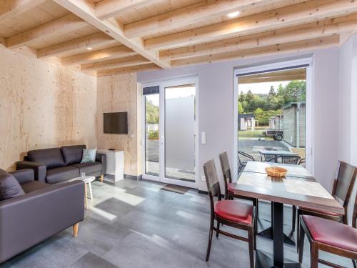 Gallery image of Kronenburger Countryside Stay, cleaning included in Hallschlag