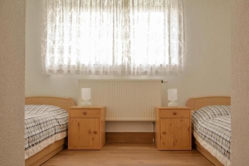 Gallery image of Ferienhaus, Waldau Thüringen, cleaning included in Waldau