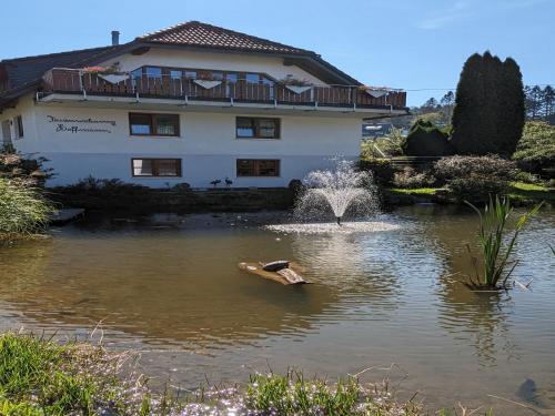 Φωτογραφία από το άλμπουμ του Ferienwohnung für 2 Personen in Kirchhundheim, cleaning included σε Brachthausen