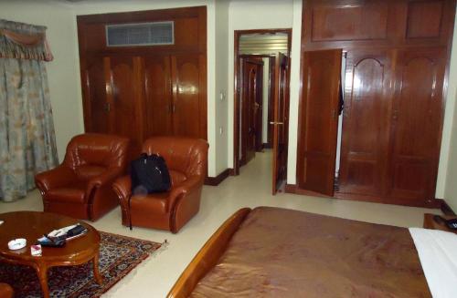 Un lugar para sentarse en Grand Imperial Hotel
