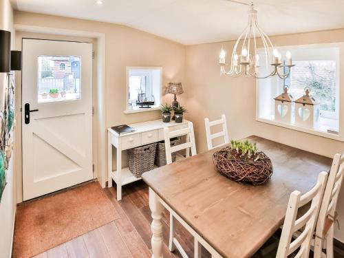 Gallery image of Holiday home by the Wadden Sea, cleaning included in Paesens