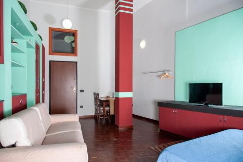 Palazzo Carafa della Spina room and apartment