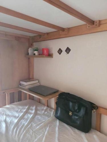 Redhome Dorm 2にあるベッド