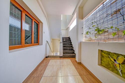 Fotografie z fotogalerie ubytování Hotel O SMS HOMES v destinaci Kójamputtúr
