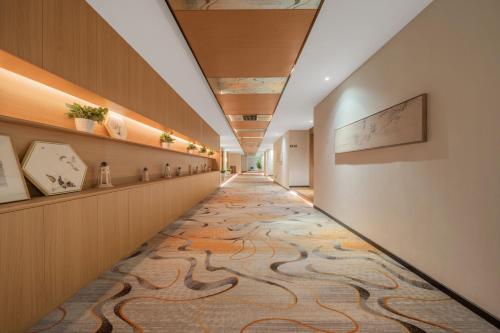 Fotografija u galeriji objekta Heyo Hengyue Huasong Hot Spring Resort Hotel - Chongqing Hongyadong u gradu Čongcing
