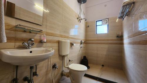 Et badeværelse på Green County Wellness Retreat