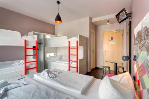 MEININGER Hotel Berlin Alexanderplatz photo 51