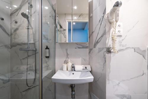 Kúpeľňa v ubytovaní Twoje Miejsce przy Plaży - Parkowa 33A2 by Lion Apartments Sopot