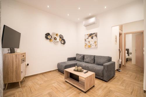 Kyra's Luxury Suites 2