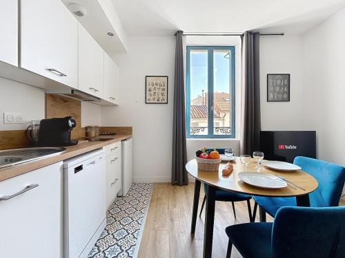 L'Alcazar - Appartement à deux pas des halles - Climatisation