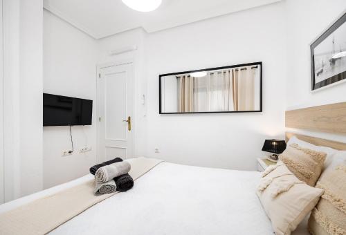 Casa Familia Torrevieja 2BR Beach Apartment Fast WiFi 3 Min Walk to Beach