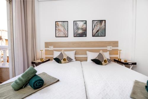 Casa Familia Torrevieja 2BR Beach Apartment Fast WiFi 3 Min Walk to Beach