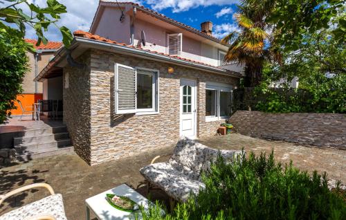 Stunning Home In Gabonjin With Wifi