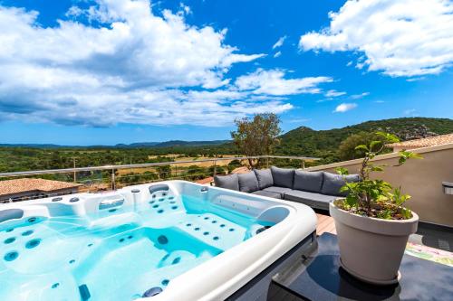 Maison Mawie - Vue montagne piscine jacuzzi