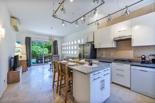 Townhouse South Marina