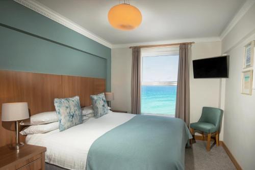 Standard Double or Twin Room with Sea View