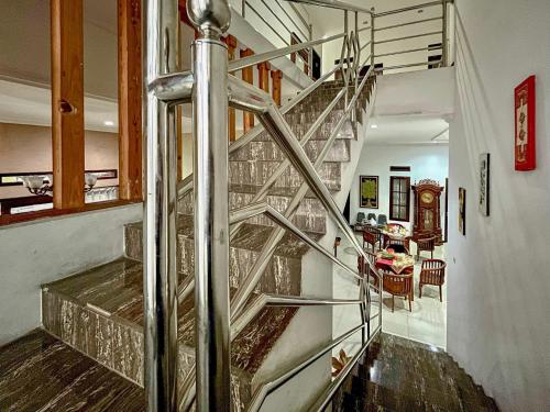 Fotografie z fotogalerie ubytování D Maktab Homestay Syariah Mitra RedDoorz near Soekarno Hatta Street Malang v destinaci Malang
