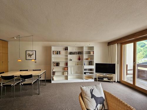 Cresta 3rd Floor