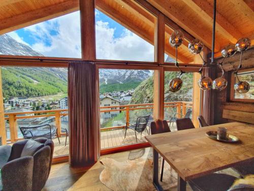 Luxury Chalet Engedi