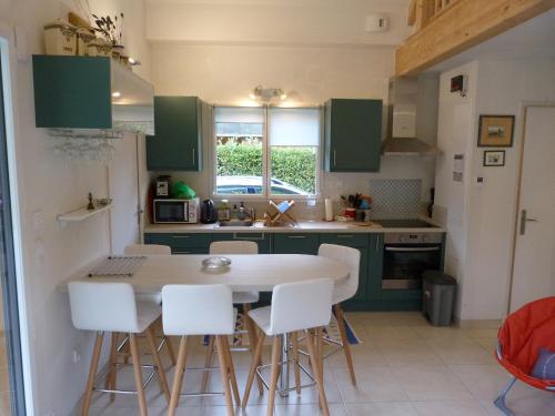 Le chalet Martin - 400 mètres de la plage