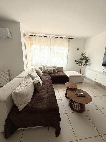 Le Tilleul F2 cosy proche centre